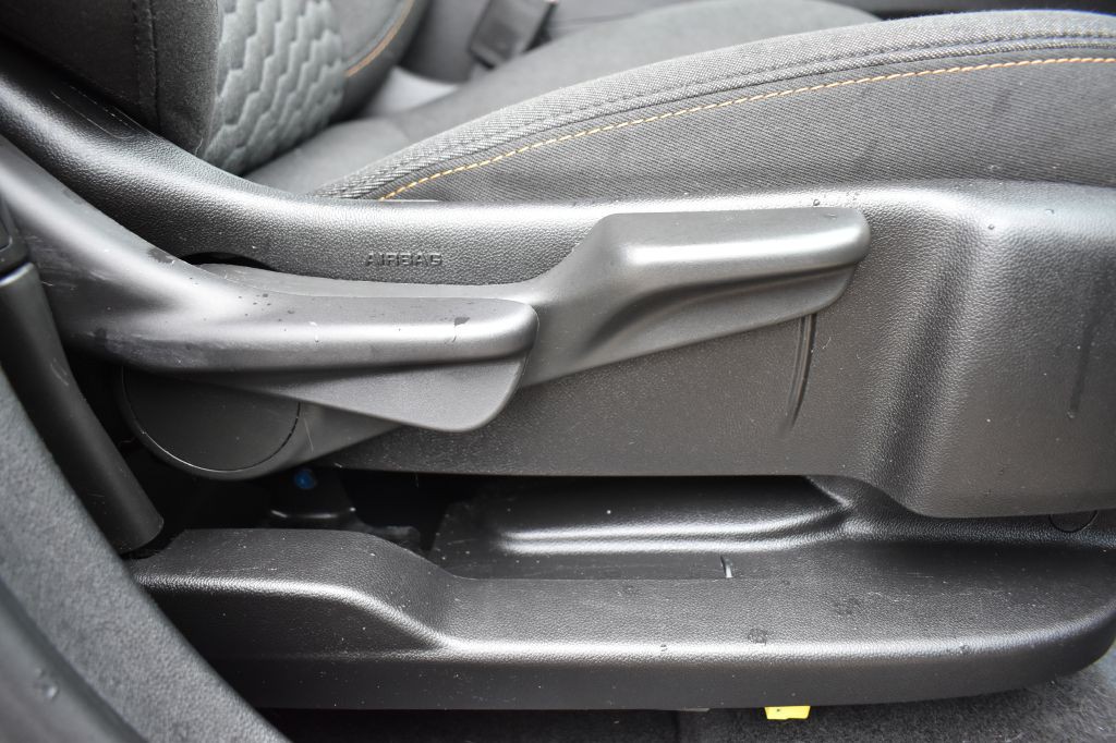 2019 Chevrolet Equinox Image 38
