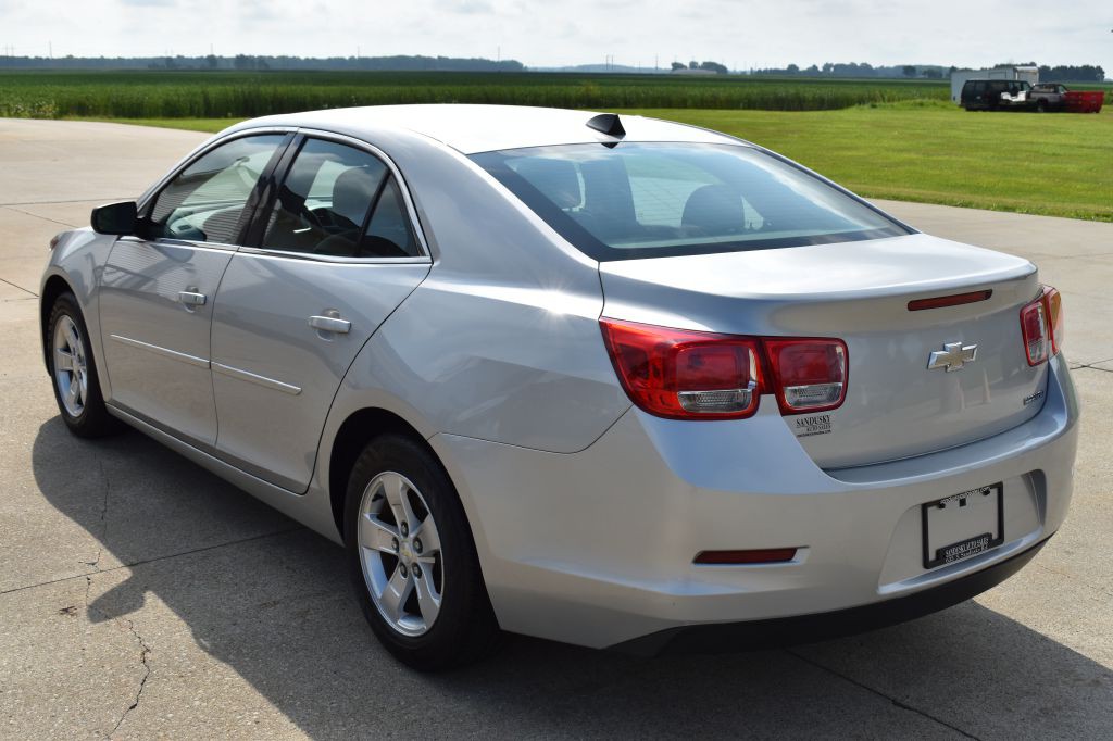 2013 Chevrolet Malibu Image 6