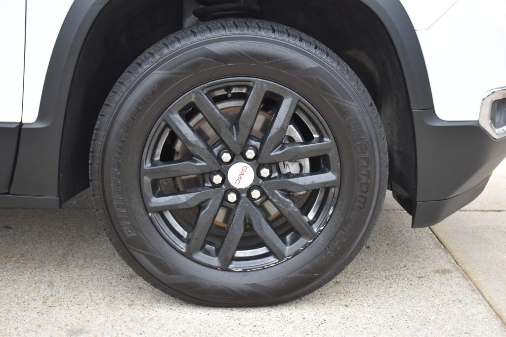 2019 GMC Acadia Image 9