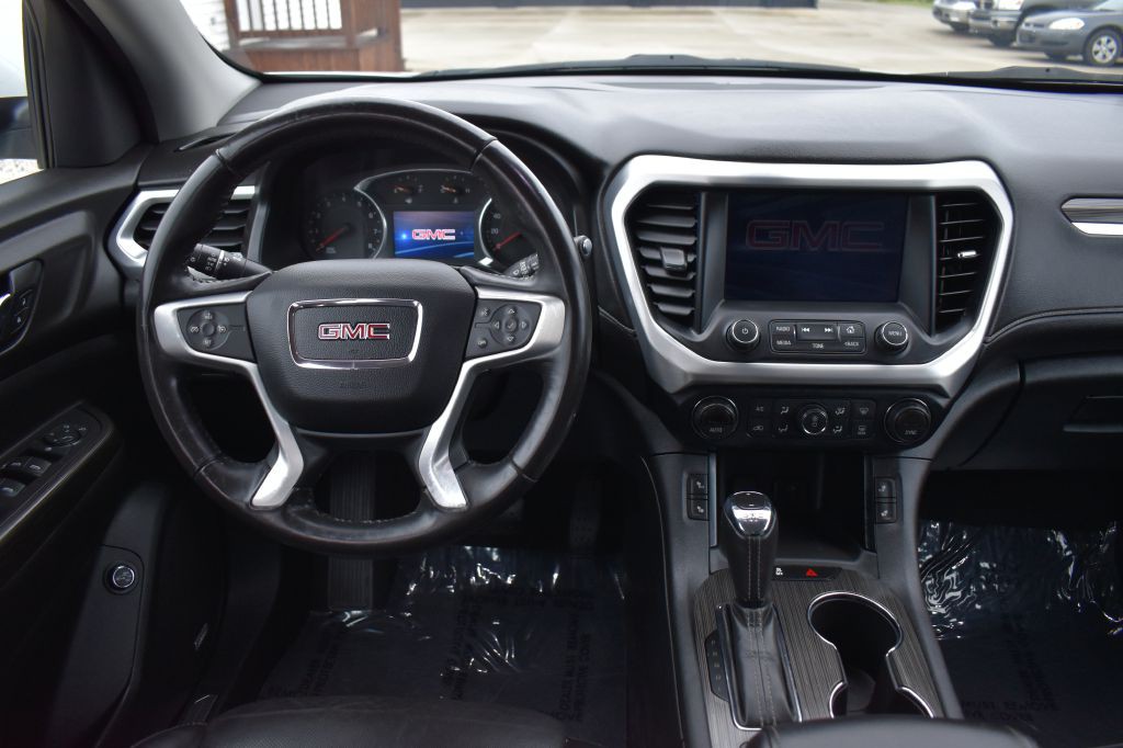 2019 GMC Acadia Image 16