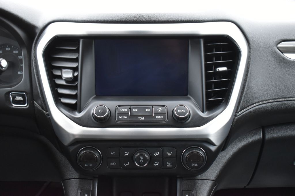 2019 GMC Acadia Image 17