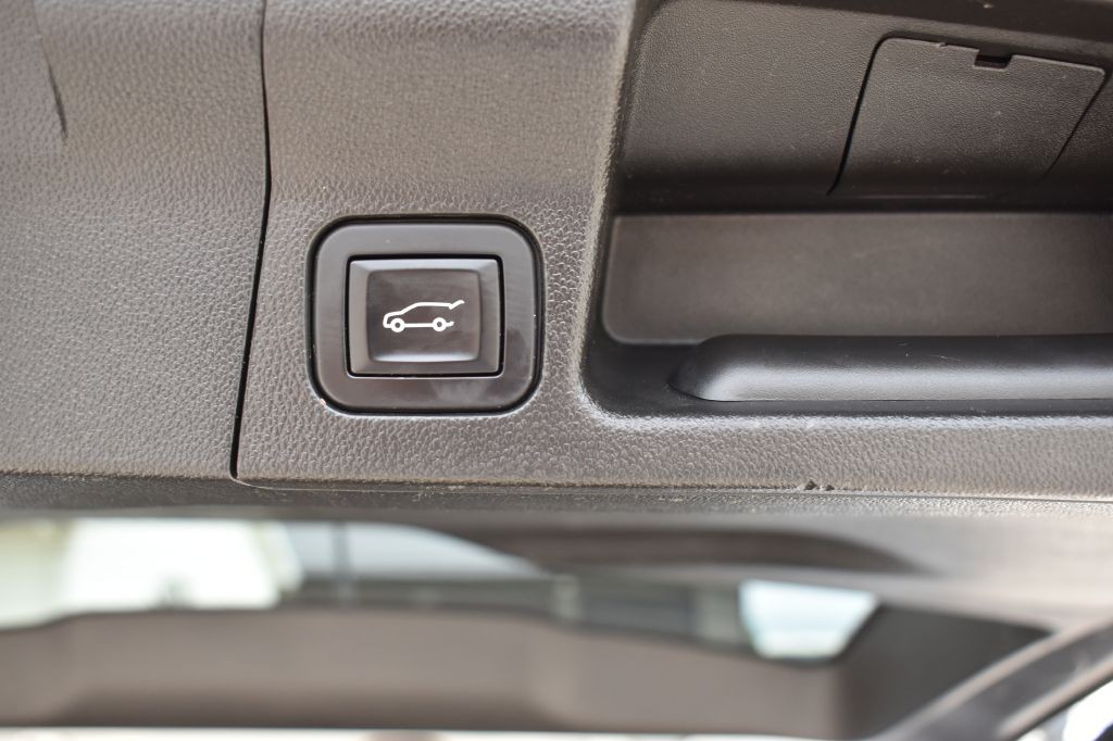 2019 GMC Acadia Image 32