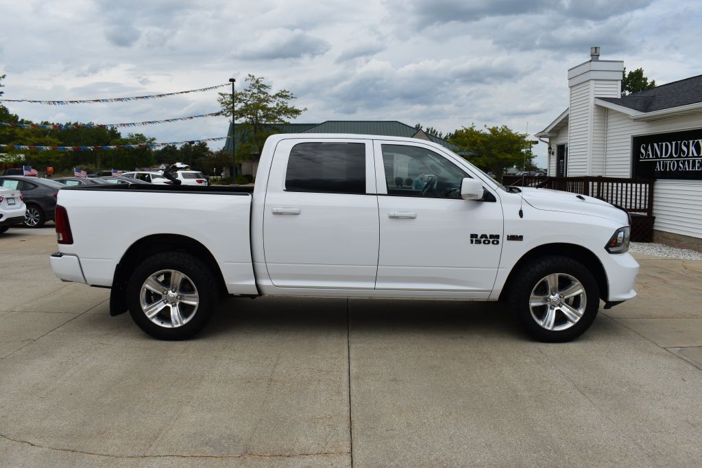 2018 RAM 1500 Image 3