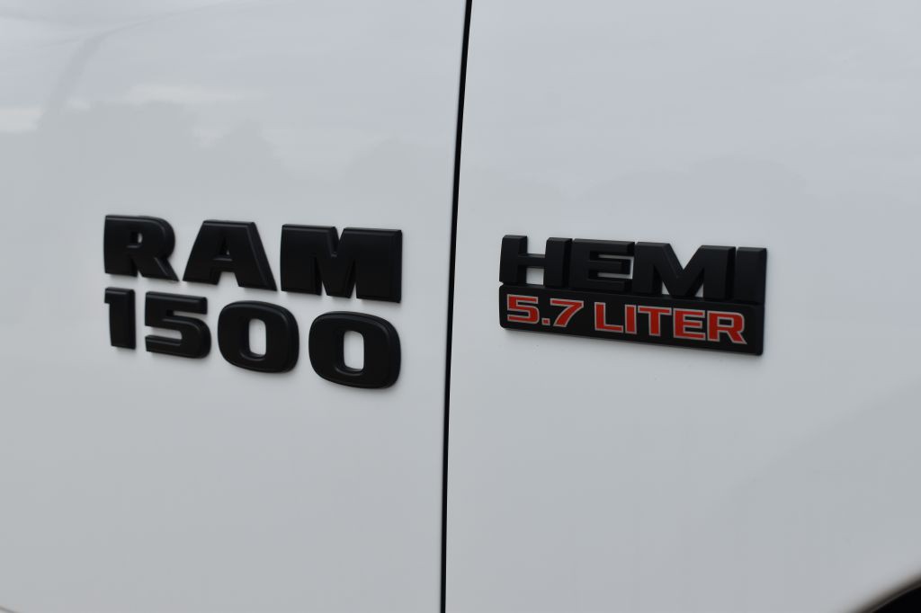2018 RAM 1500 Image 32