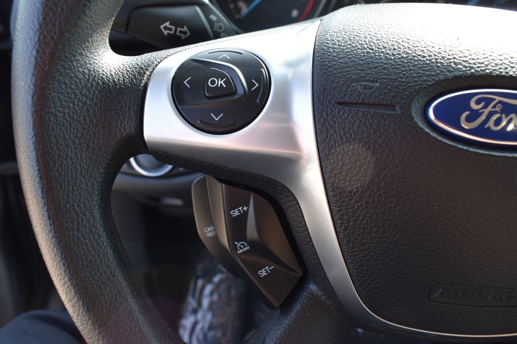 2013 Ford Escape Image 20