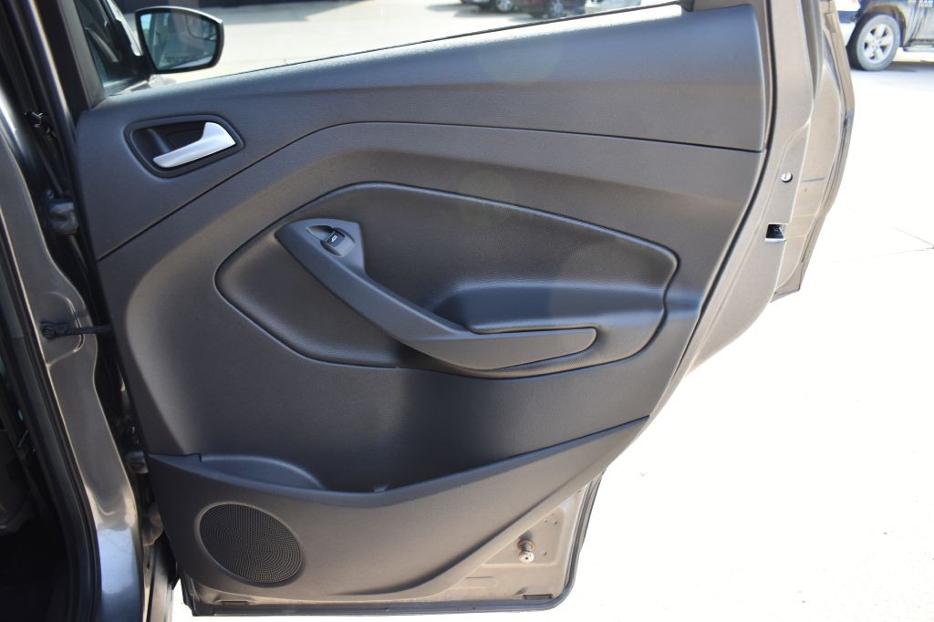 2013 Ford Escape Image 25