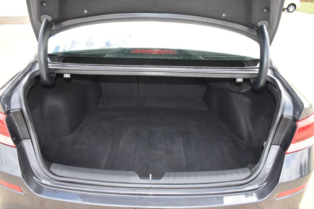 2019 Kia Optima Image 11