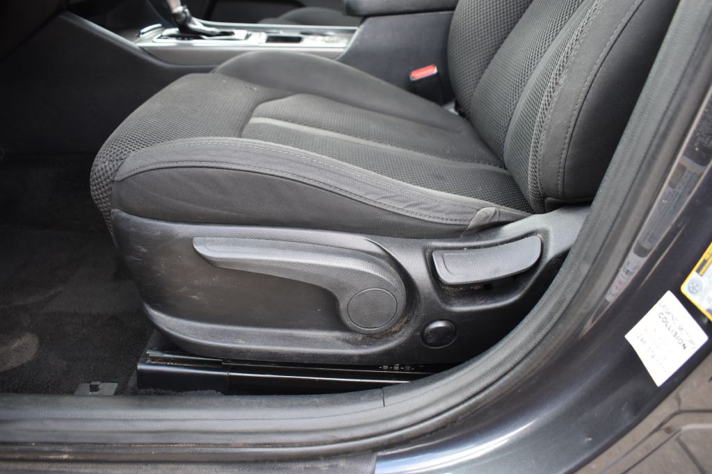 2019 Kia Optima Image 14