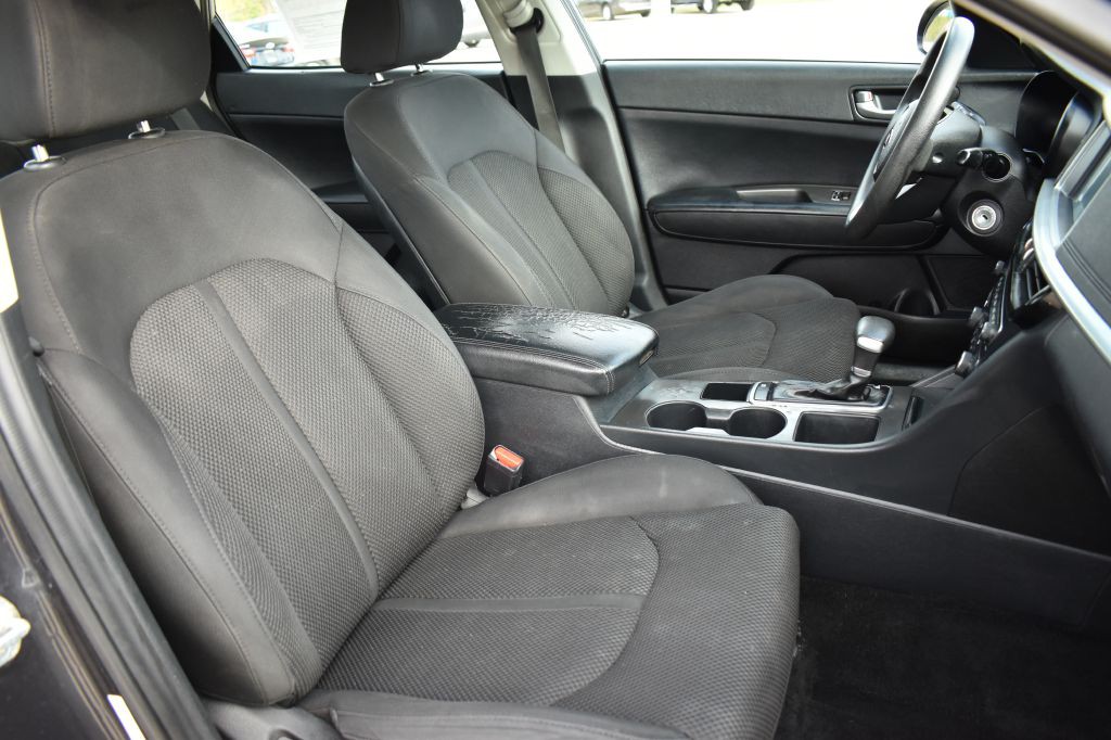 2019 Kia Optima Image 27