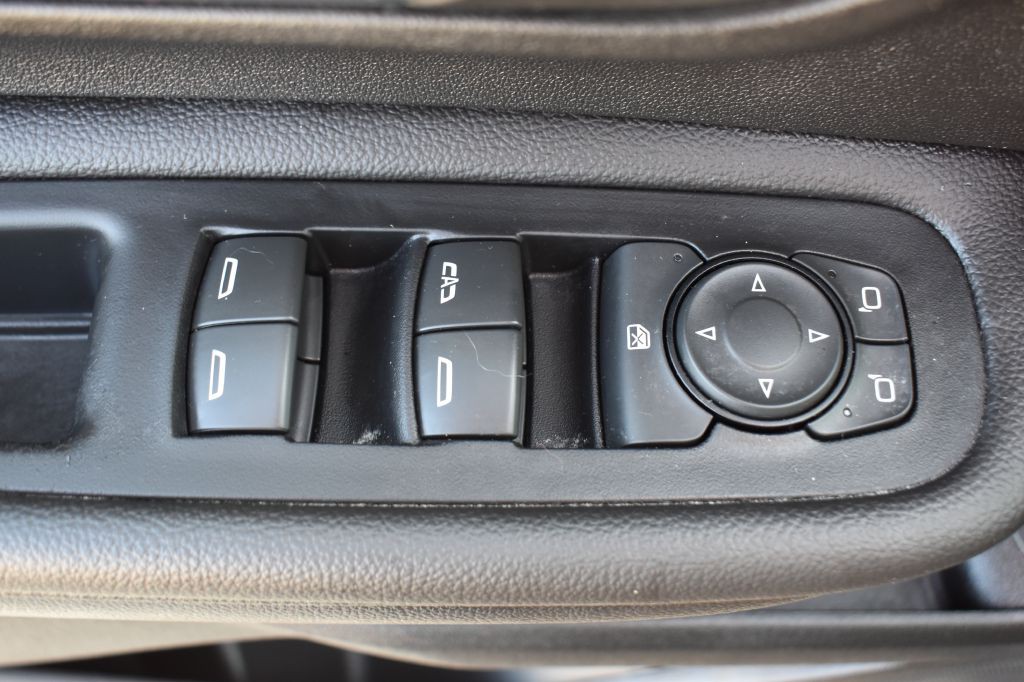 2020 GMC Terrain Image 13