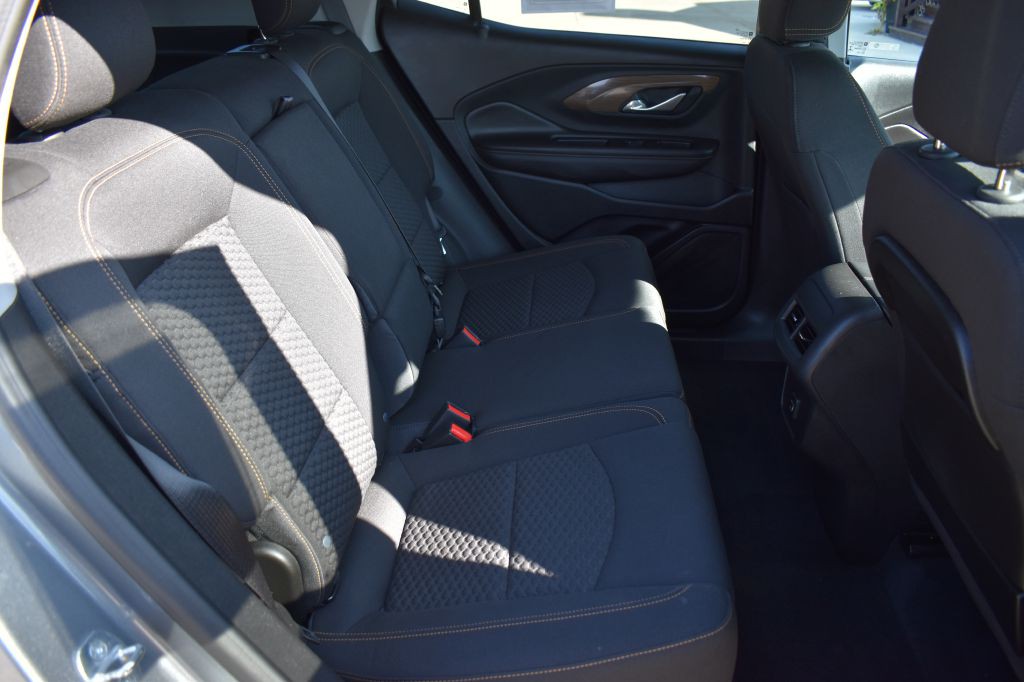 2020 GMC Terrain Image 32