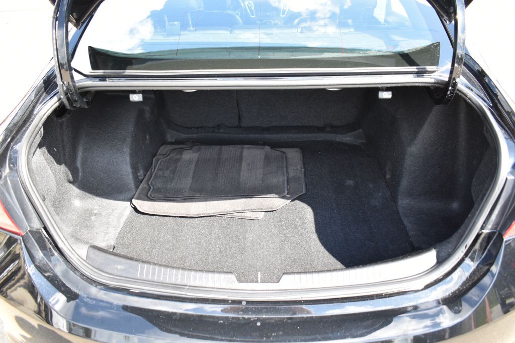 2017 Chevrolet Malibu Image 27