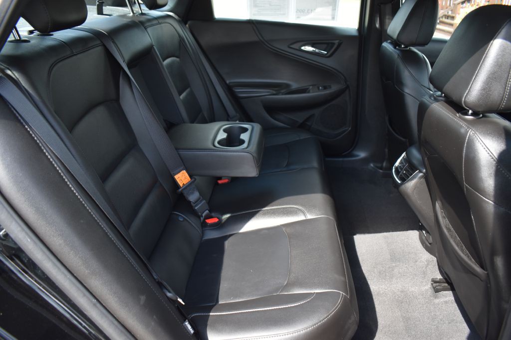 2017 Chevrolet Malibu Image 29