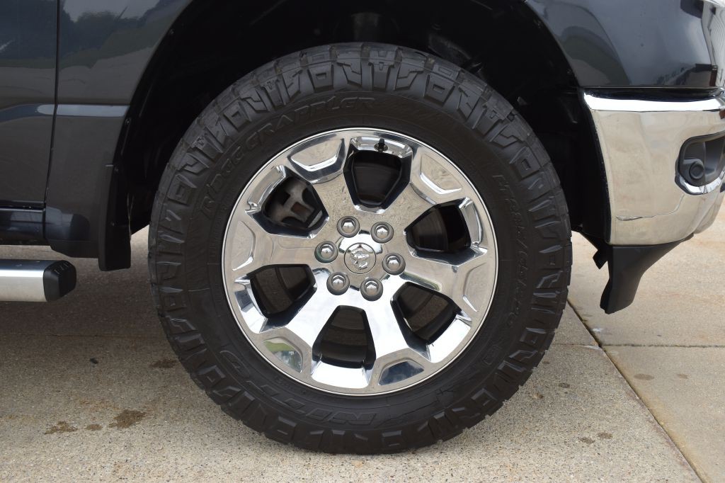 2019 RAM 1500 Image 9