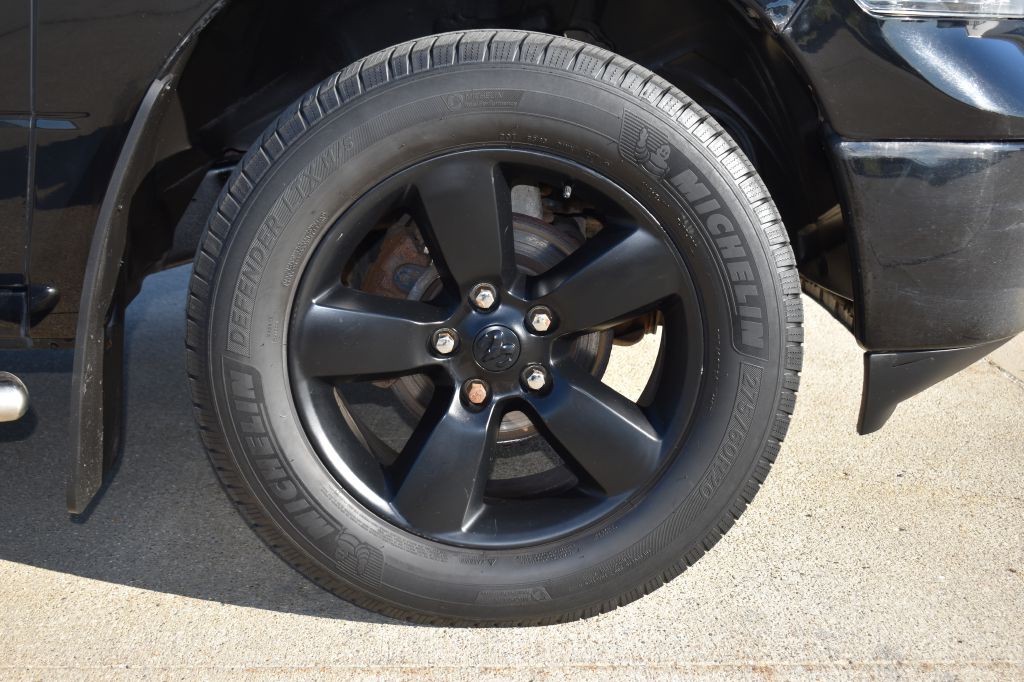 2019 RAM 1500 Image 9
