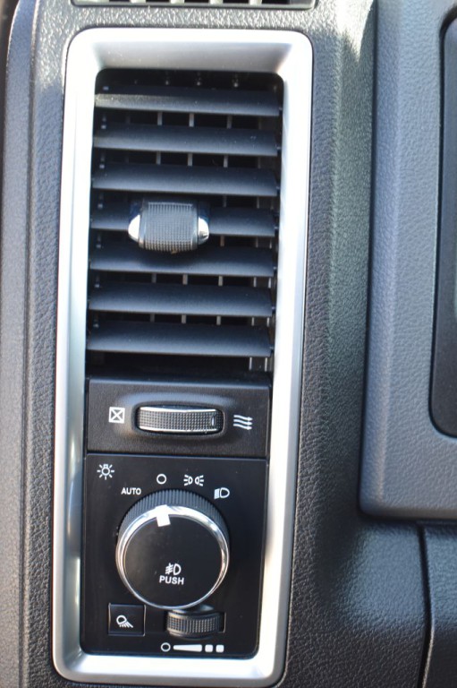 2017 RAM 1500 Image 22