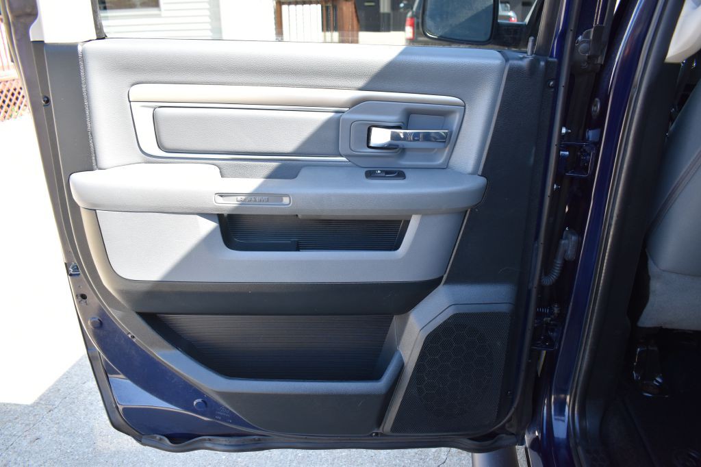 2017 RAM 1500 Image 23