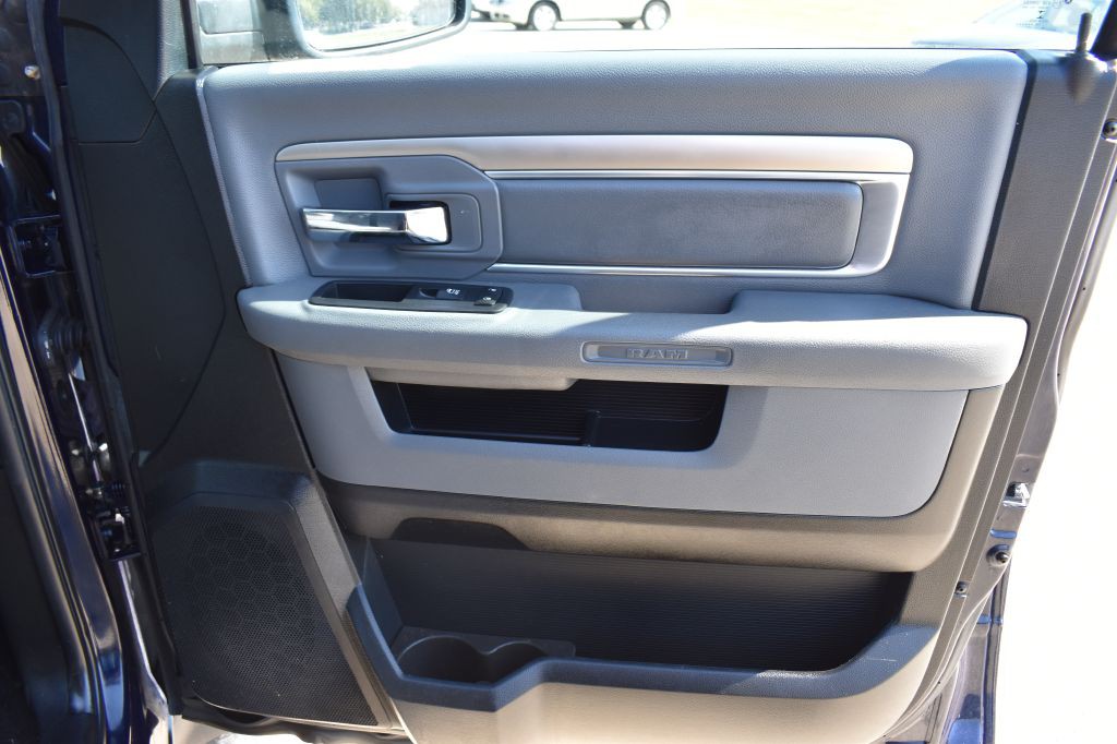 2017 RAM 1500 Image 29