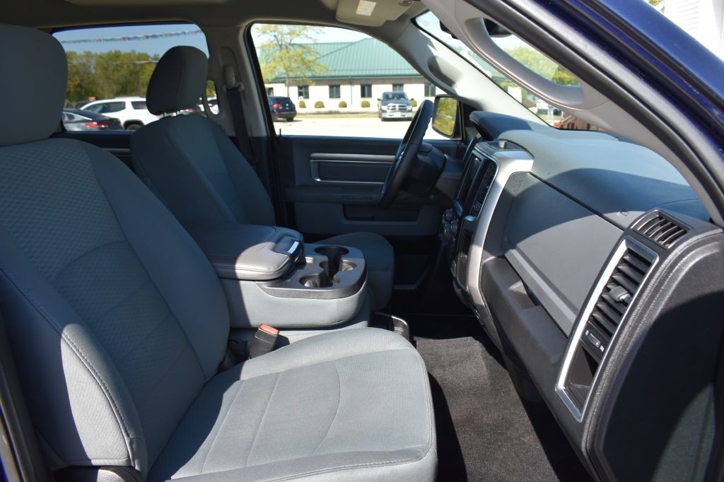 2017 RAM 1500 Image 31