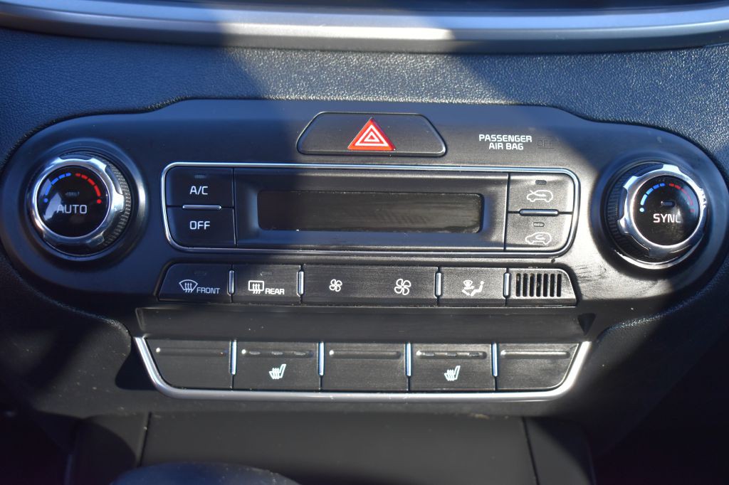 2020 Kia Sorento Image 16