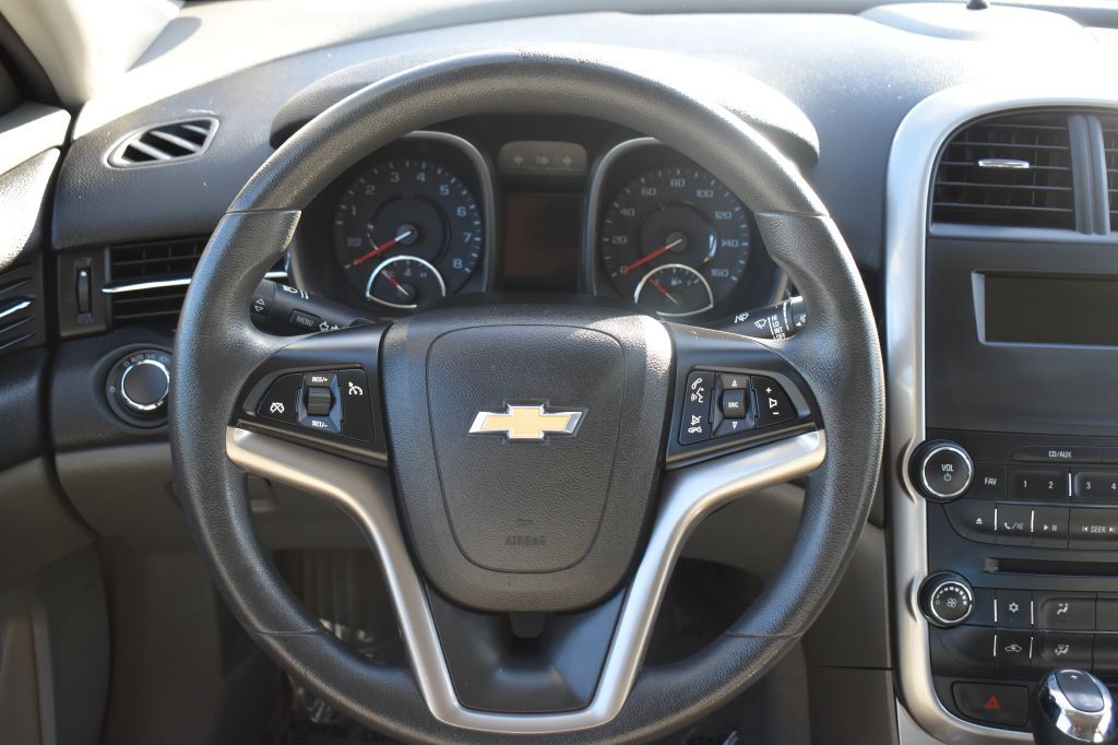 2015 Chevrolet Malibu Image 20