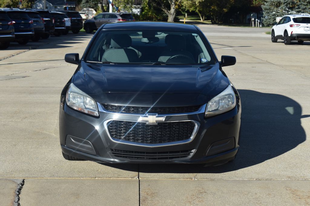 2015 Chevrolet Malibu Image 8