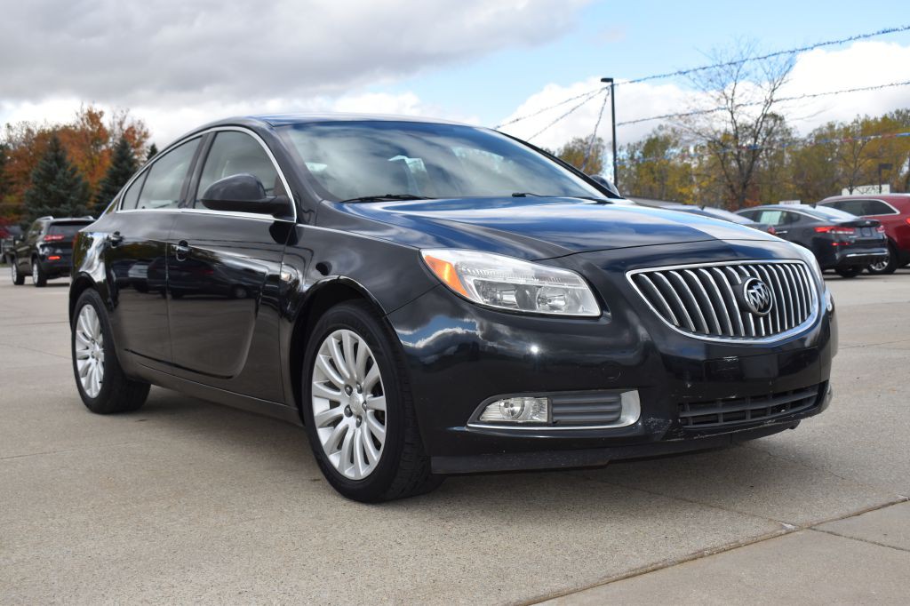 2011 Buick Regal Image 10