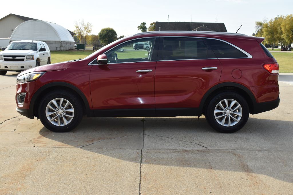 2017 Kia Sorento Image 6