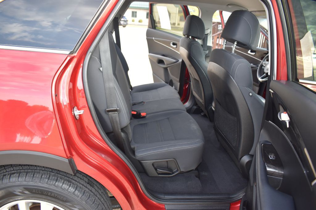 2017 Kia Sorento Image 17