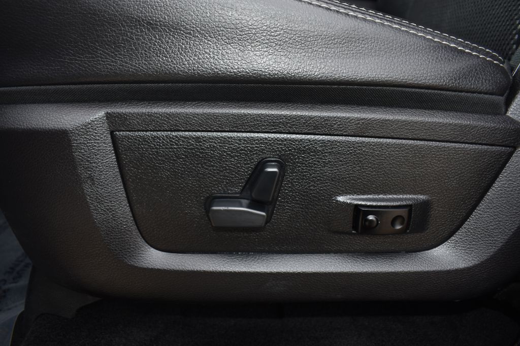 2016 RAM 1500 Image 17