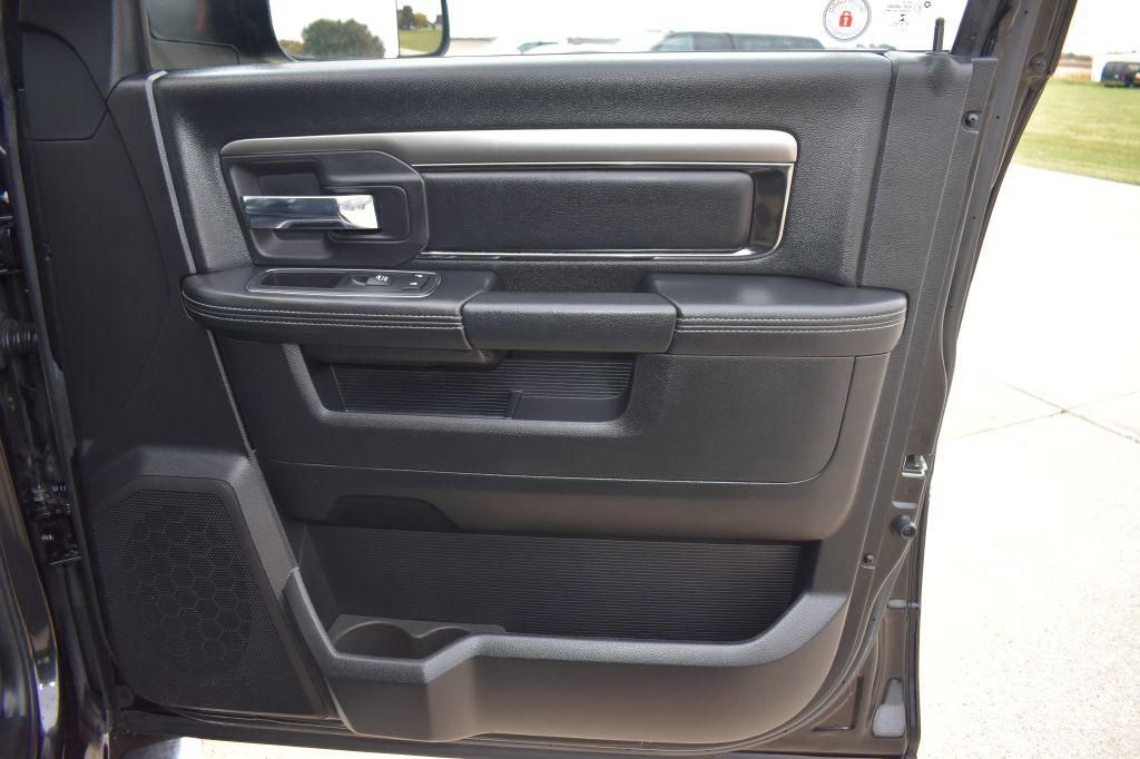 2016 RAM 1500 Image 40