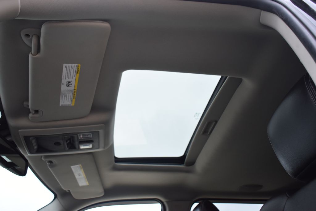 2016 RAM 1500 Image 17