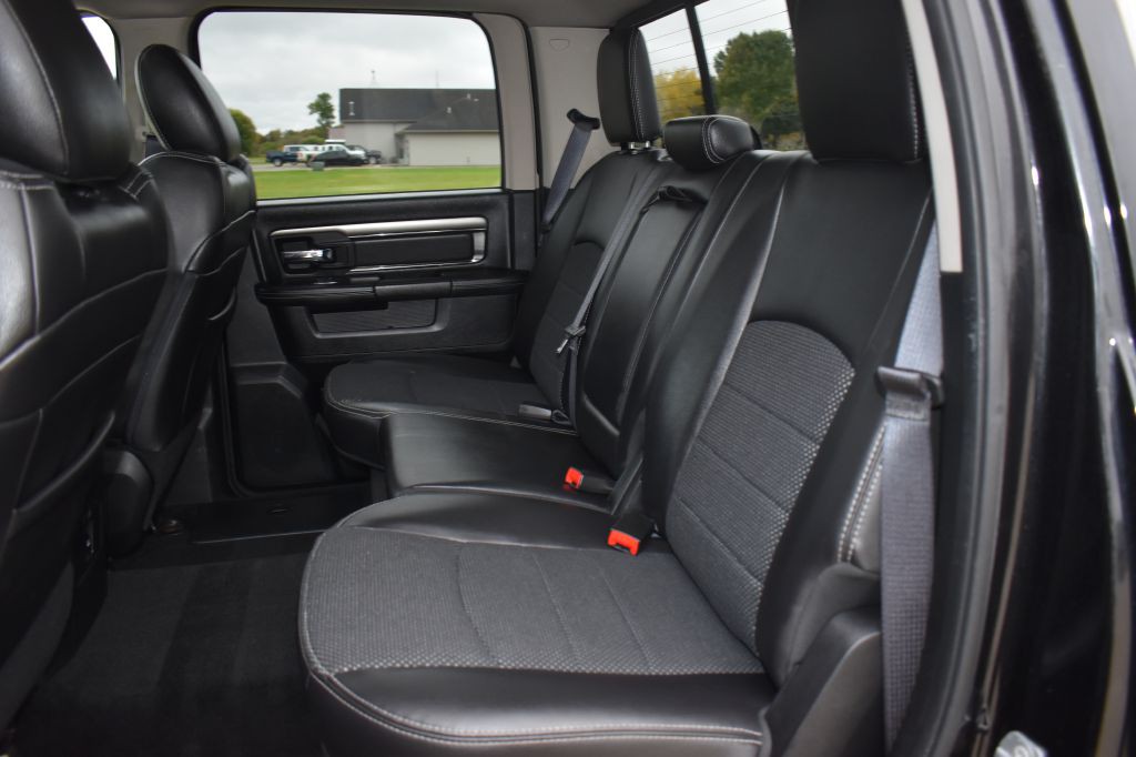 2016 RAM 1500 Image 32