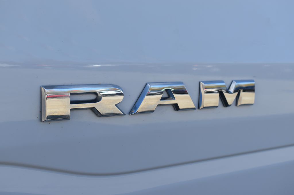 2019 RAM 1500 Image 32