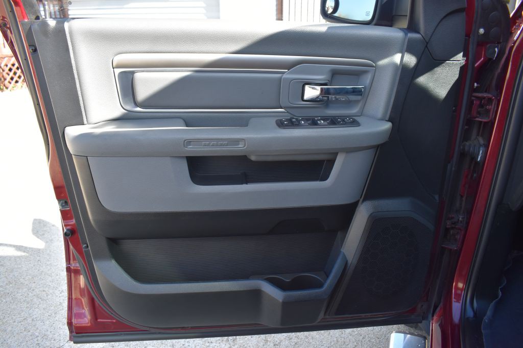 2017 RAM 1500 Image 10