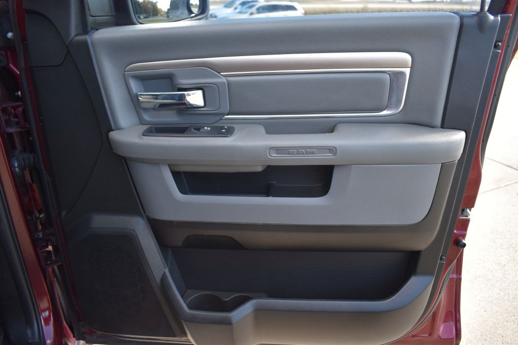 2017 RAM 1500 Image 28