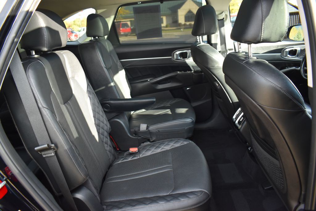 2021 Kia Sorento Image 38
