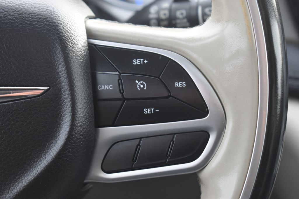 2019 Chrysler Pacifica Image 22