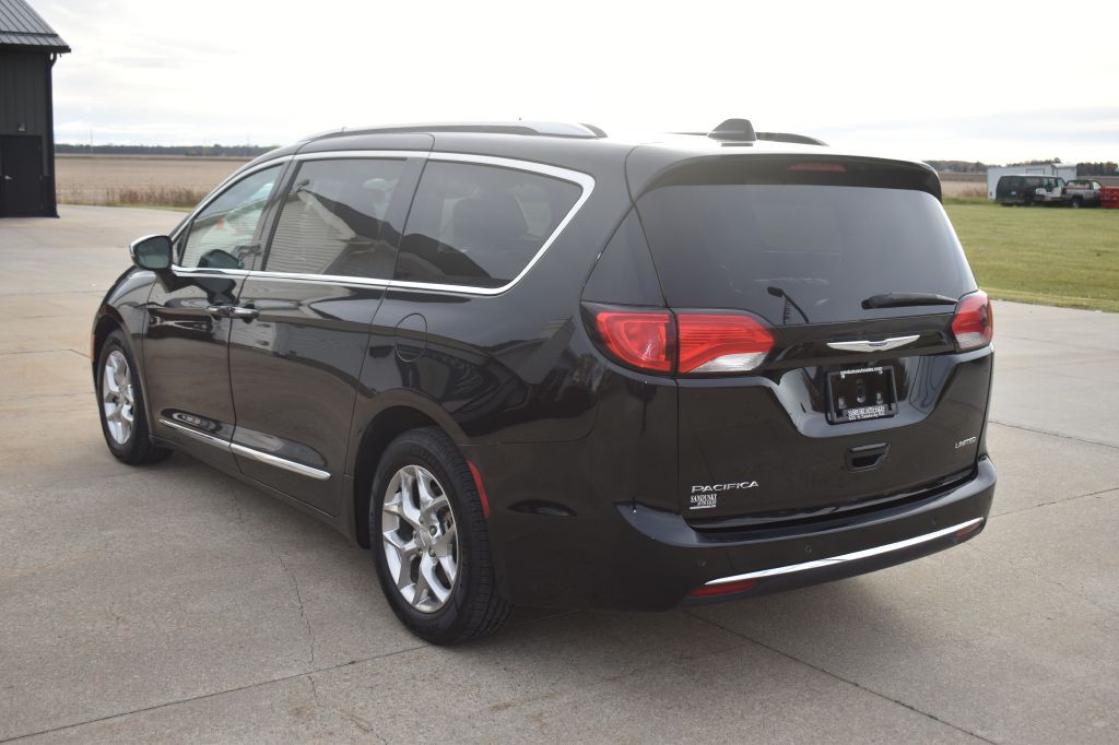 2019 Chrysler Pacifica Image 5