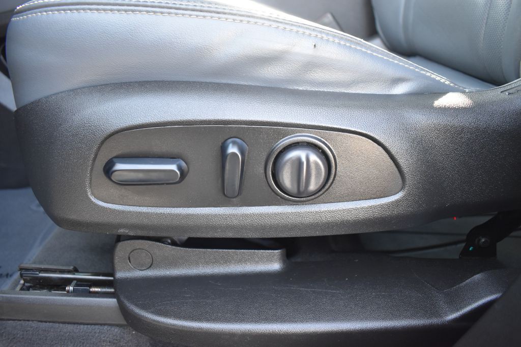 2021 Buick Enclave Image 13