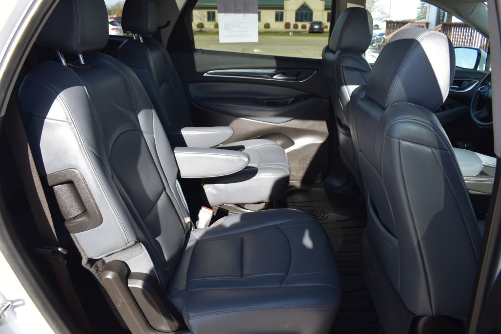 2021 Buick Enclave Image 33