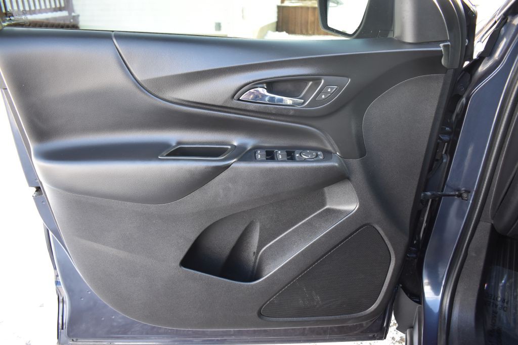 2018 Chevrolet Equinox Image 12