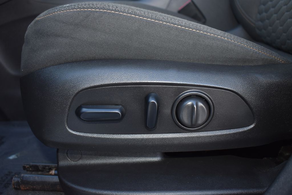 2018 Chevrolet Equinox Image 14