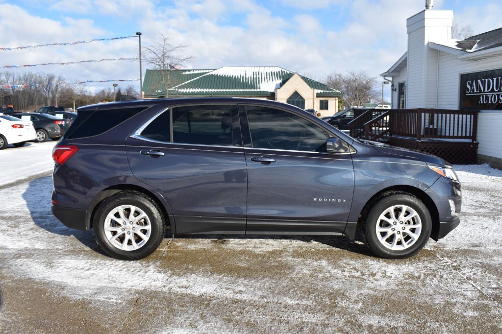 2018 Chevrolet Equinox Image 2