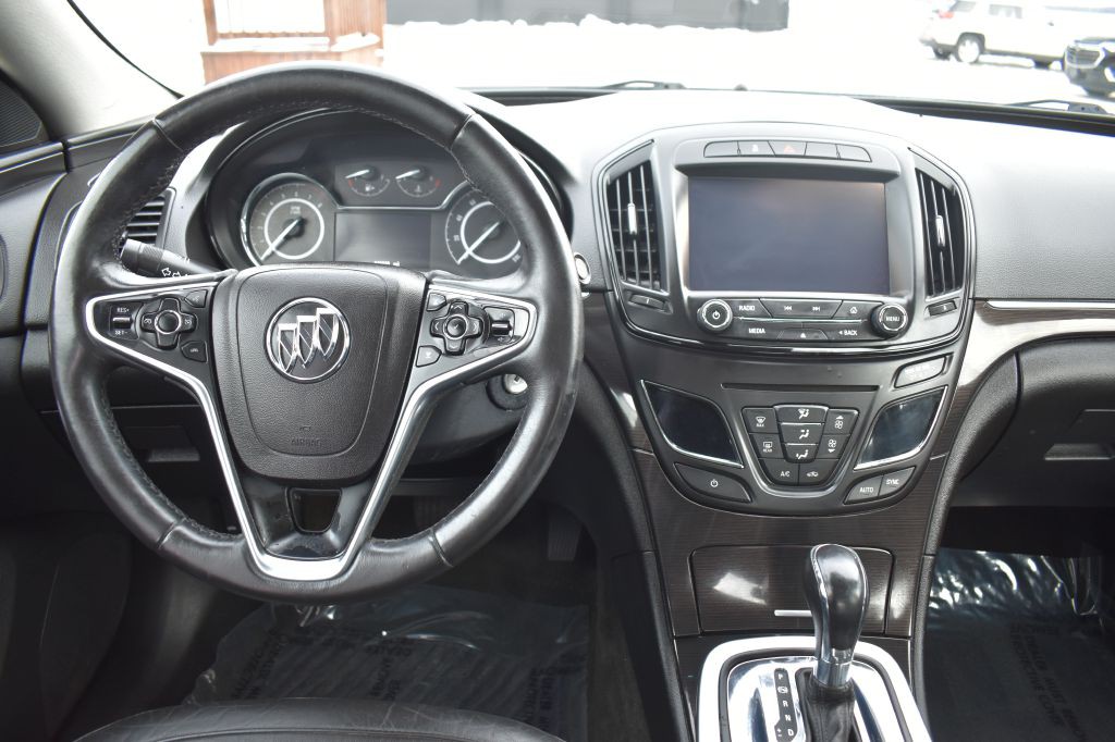 2016 Buick Regal Image 13