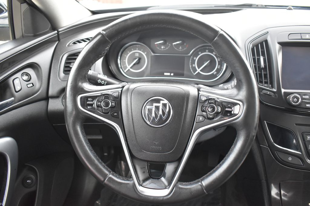 2016 Buick Regal Image 16