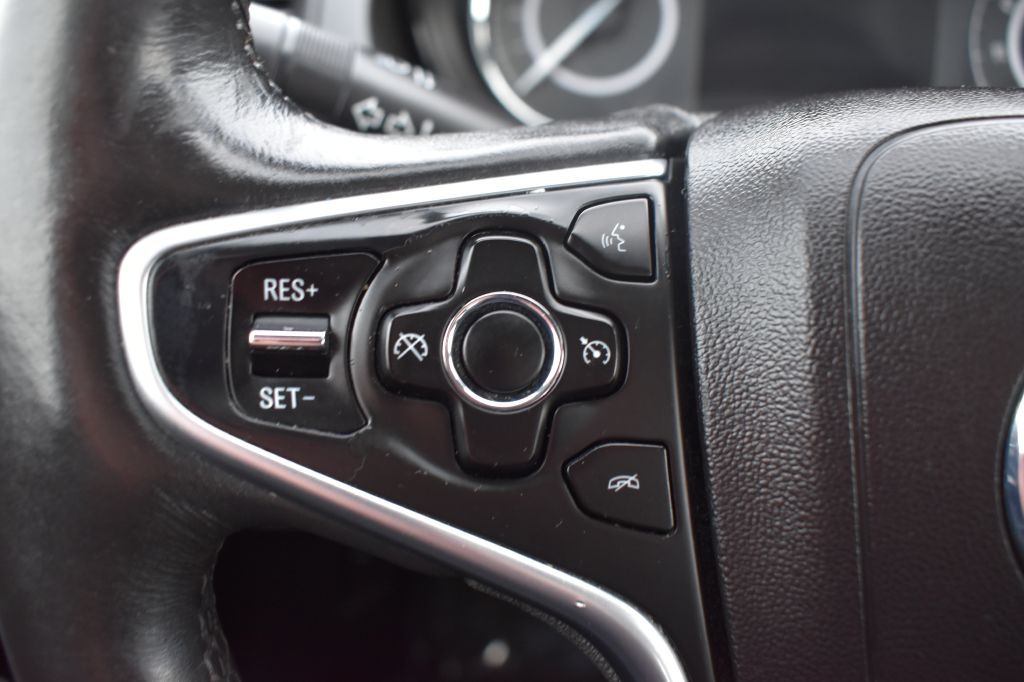 2016 Buick Regal Image 18