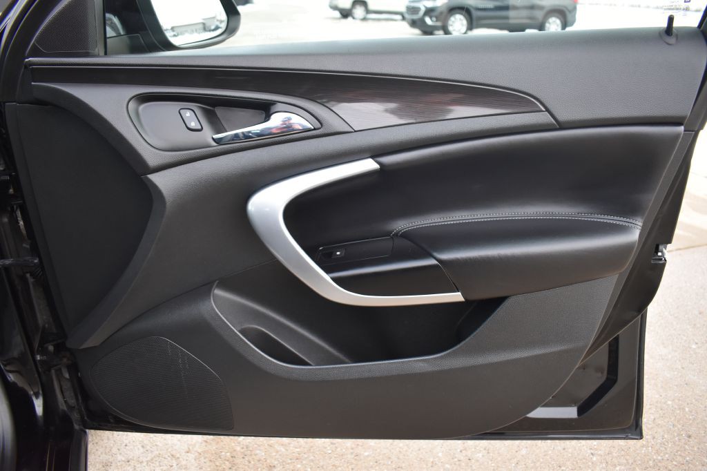 2016 Buick Regal Image 24