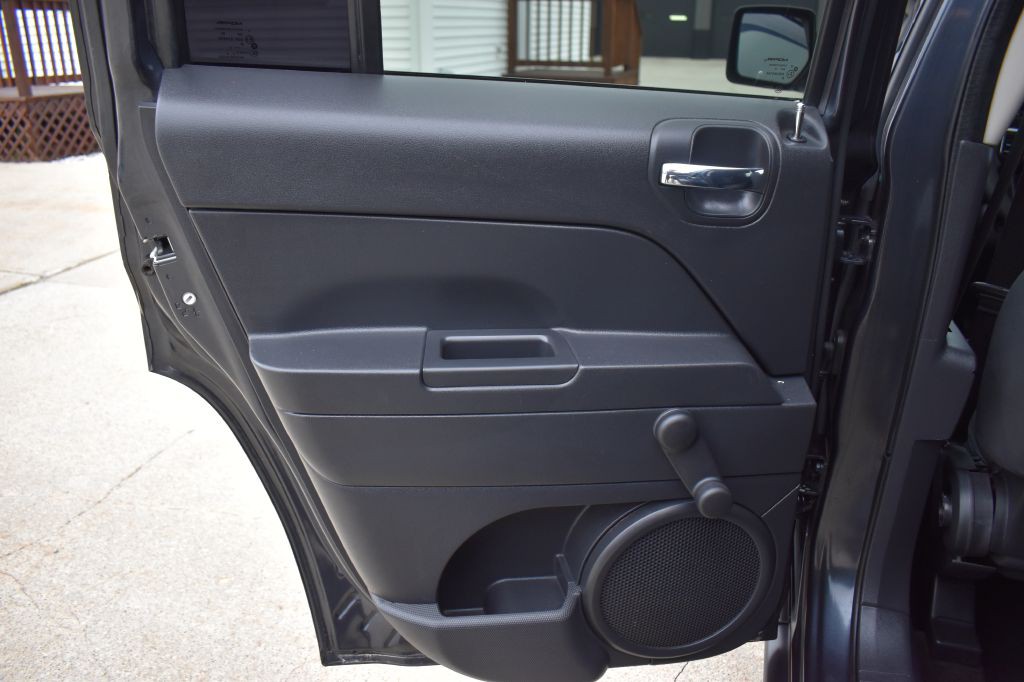 2014 Jeep Patriot Image 17