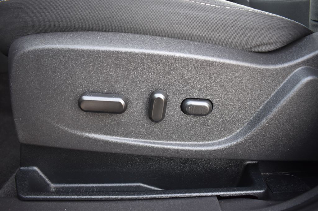 2017 Ford Escape Image 12